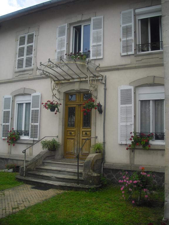 Appartement Logis Balneen Bains-les-Bains Exterior photo